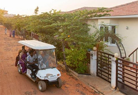 Buggy service for intra-community mobility